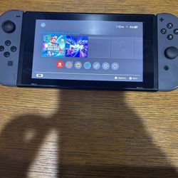 Nintendo Switch 