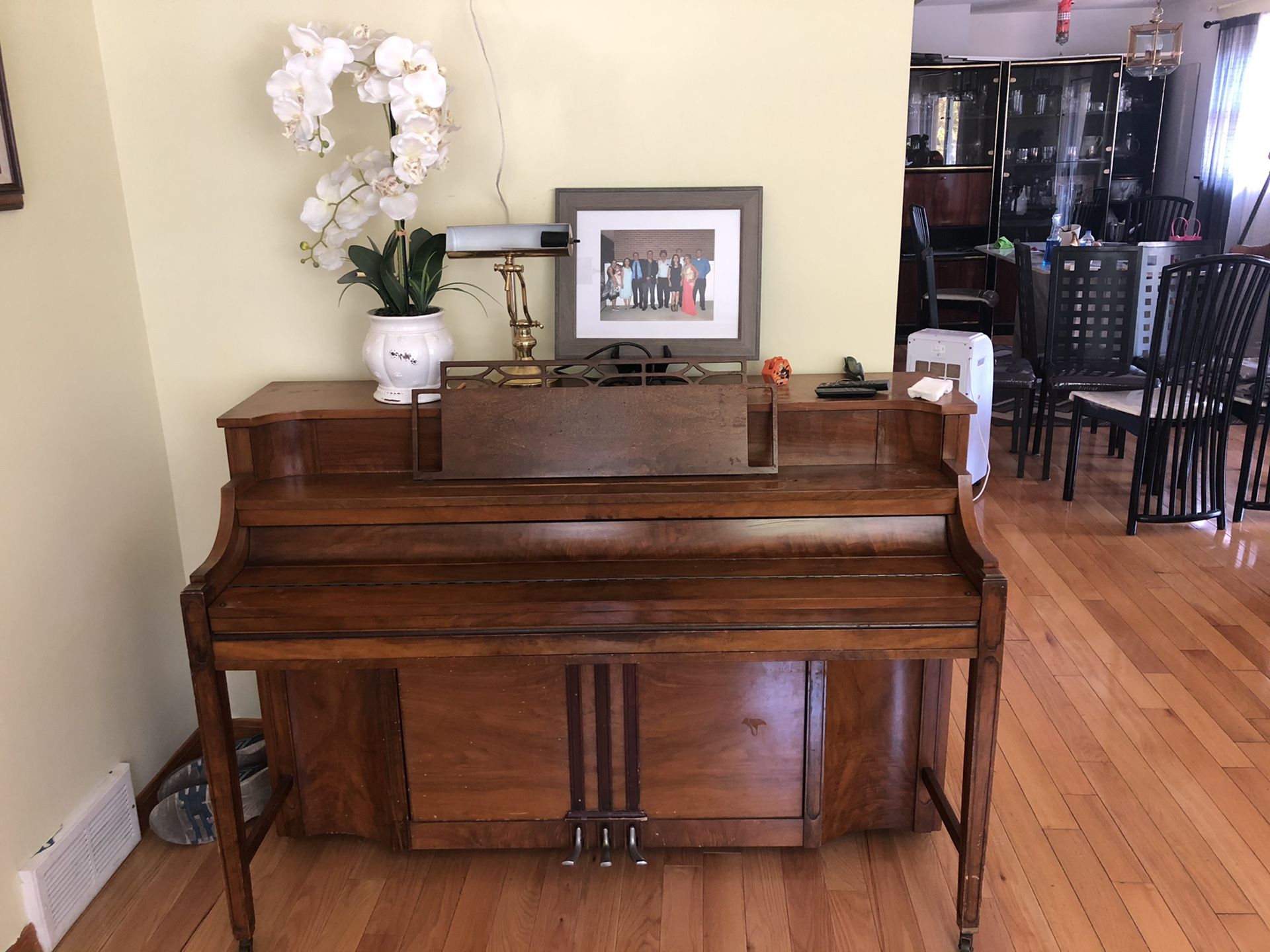 Kimball Chicago Consolette Piano