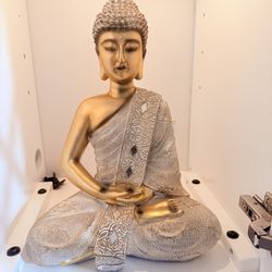 Beautiful Buddha Statue For Sale