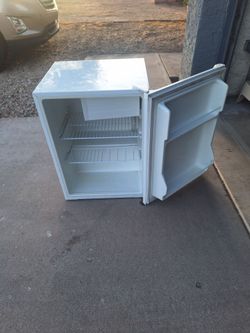 Haier mini fridge