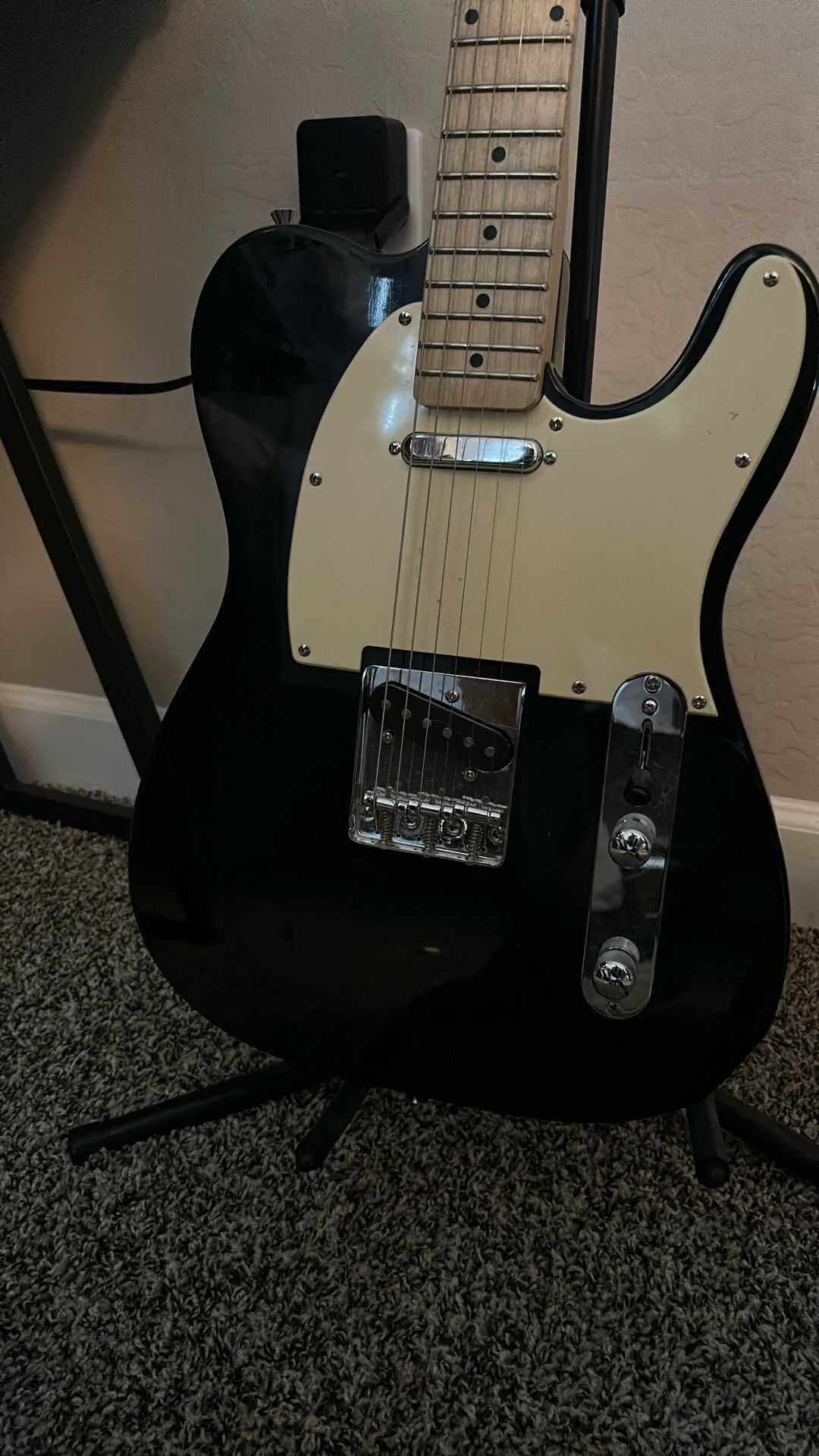 Saw Tooth Electric Guitar