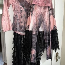 Decendants Size 9/10 