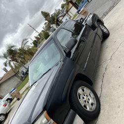 2004 Chevy Silverado 