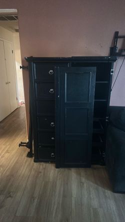 Dresser
