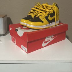 nike dunk high size 7.5