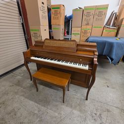 1962 Baldwin Acrosonic, 
Free delivery & tuning INCLUDED!
(PRICE IS NEGOTIABLE)