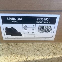 Dr. Martens Women’s Size 9