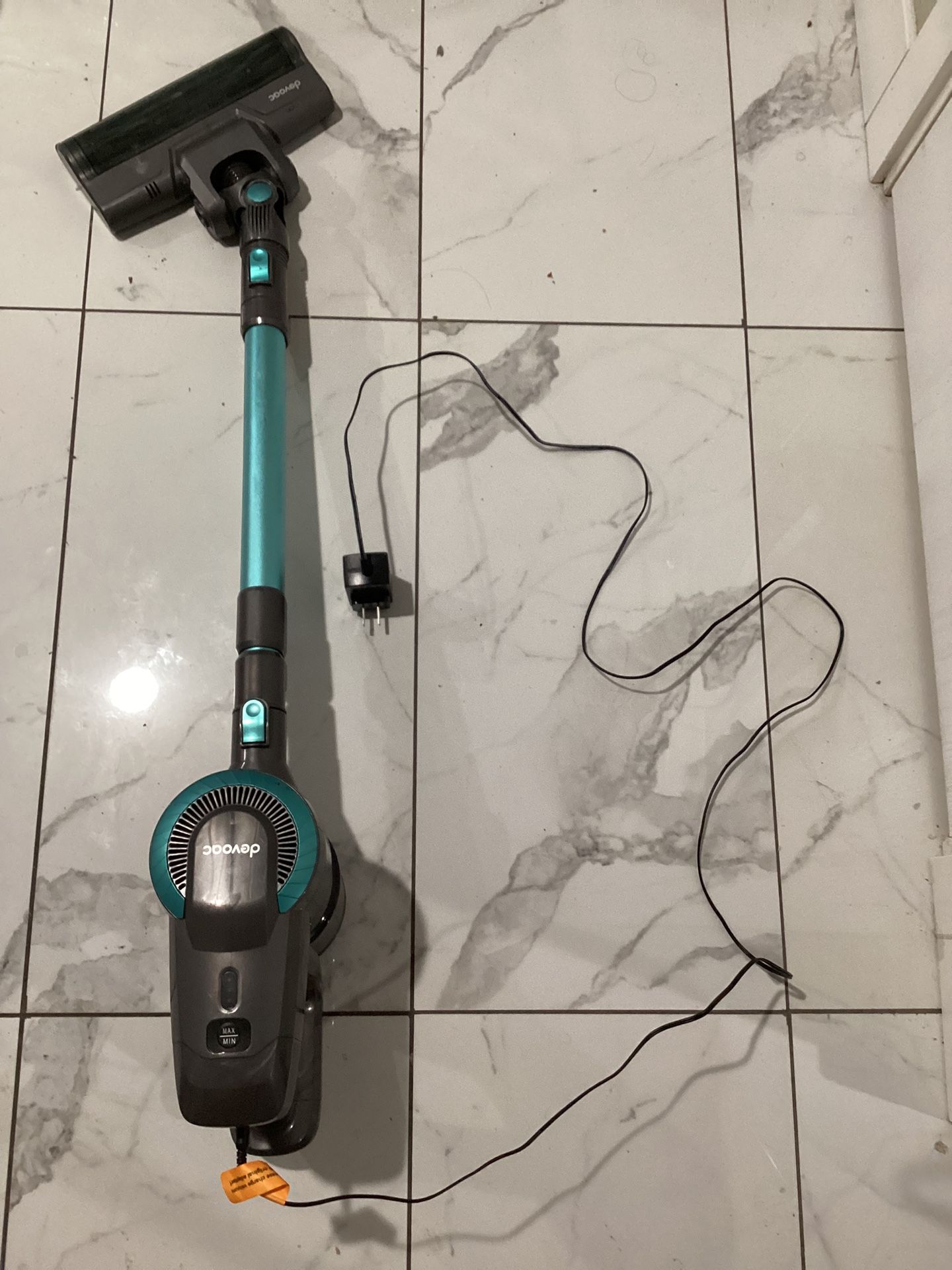 DEVOAC cordless vacuum