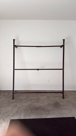 Queen size Metal Bed Frame