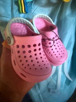 Toddler clogs size 6/7