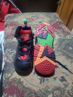 Air Jordan 7 Marvin the Martian size 10C Kids Retro VII