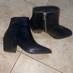 Size 5 Women’s Leather Boots