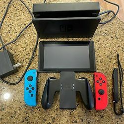 Nintendo Switch 