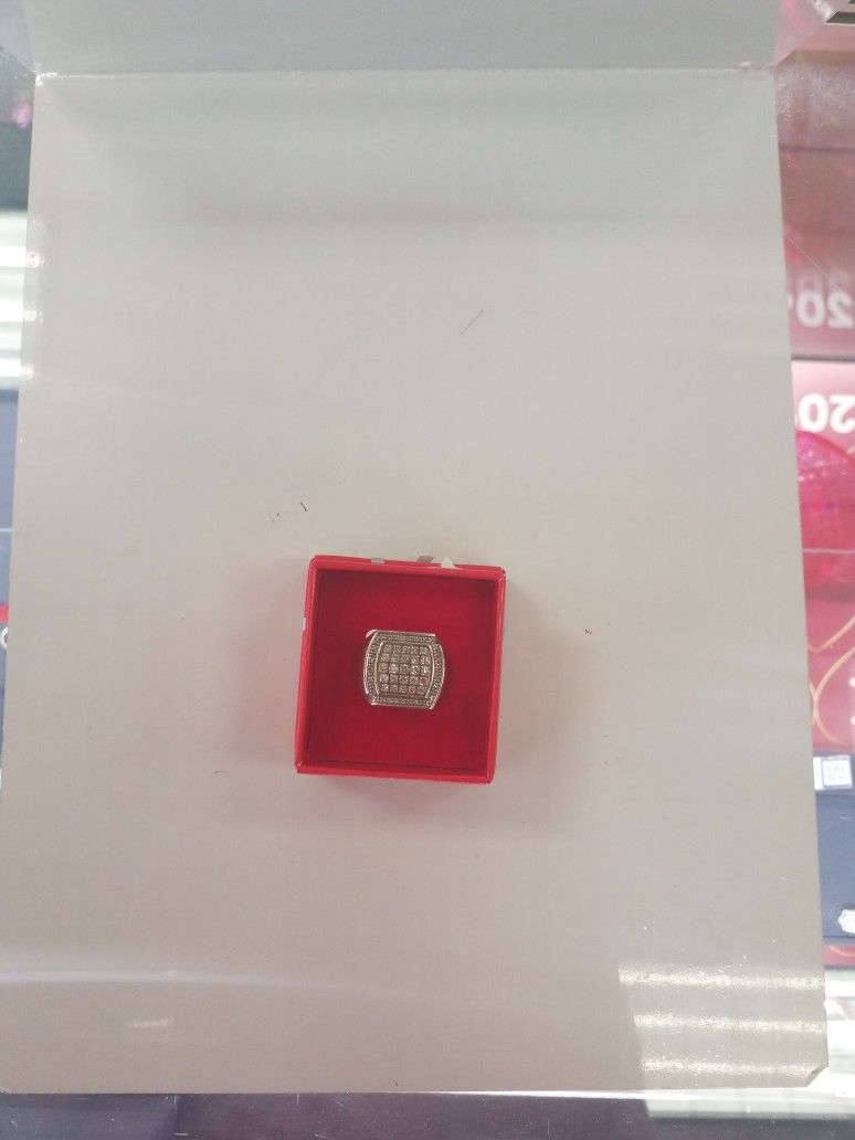 Mens Cluster Ring 10K 7.5G