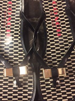 Coach Flip Flops Size 7 Black