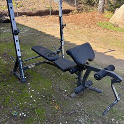 Free Weight bench. Pick up today