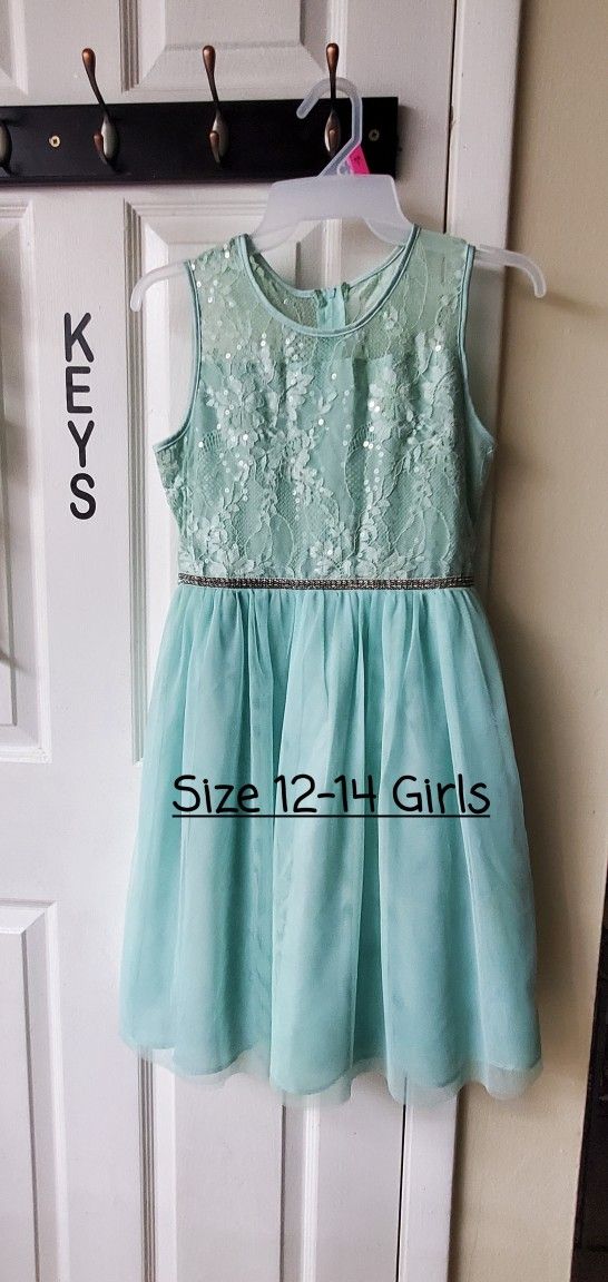 GIRLS CLOTHING SIZE 7/8 TO 14