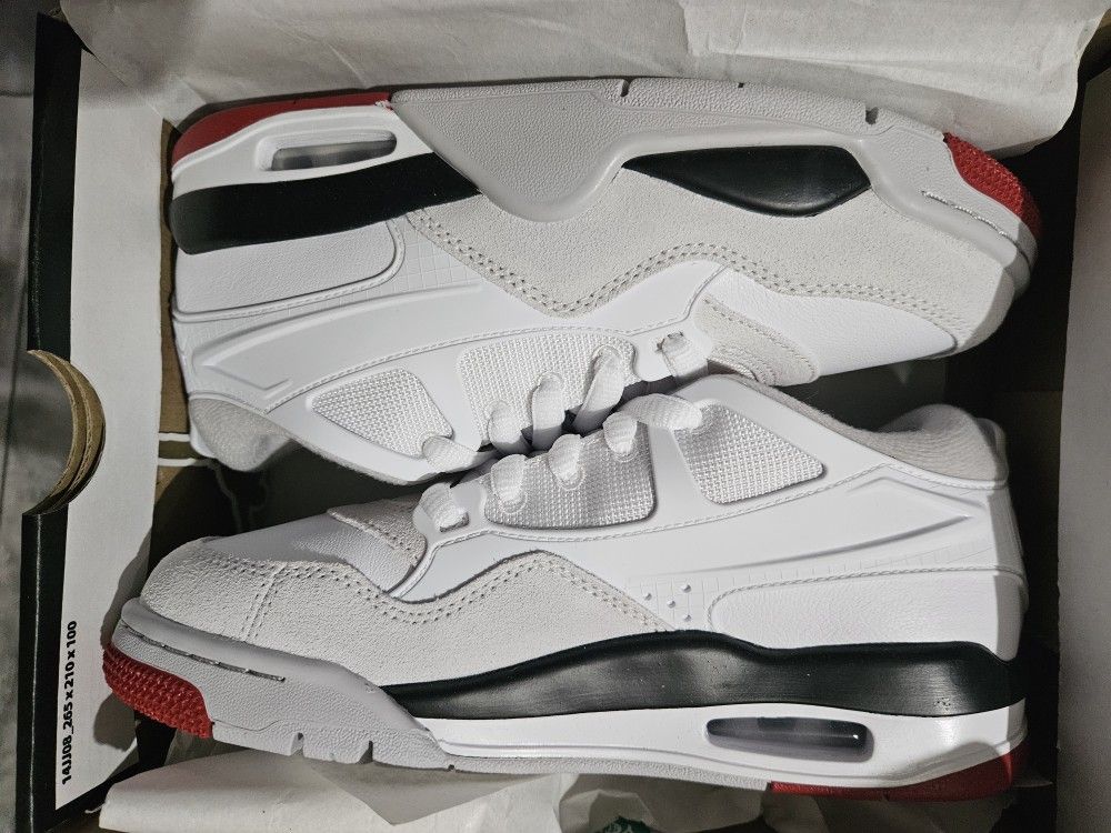 New Nike Air Jordan 4 RM Fire Red Size 5Y/6.5 Womens