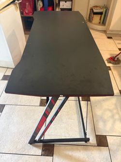 Gaming Desk w/Pad