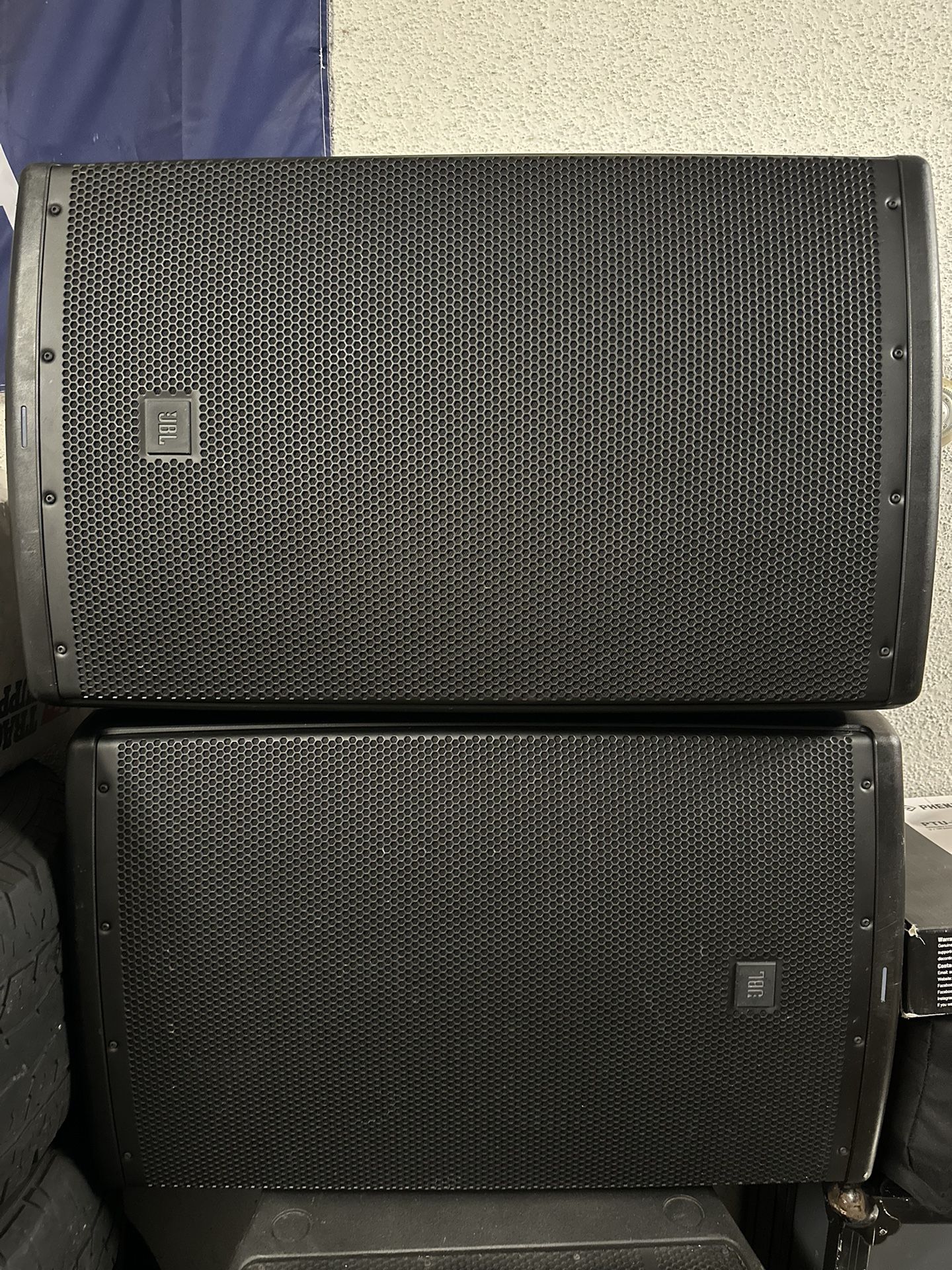 JBL EON 715 Powered Speakers (Pair) 