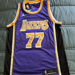Lakers Luka Doncic Jersey 