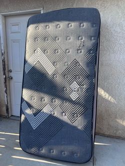 Twin mattress