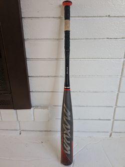 Easton Maxum Bat