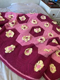 Handmade Crochet Flower  Blanket/Quilt