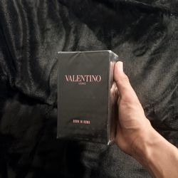 Valentino Uomo