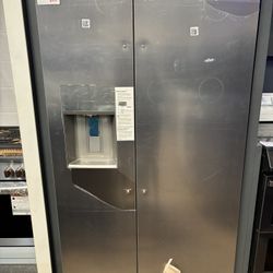New Frigidaire Gallery 36” 25.6 Cu Ft Side By Side Refrigerator