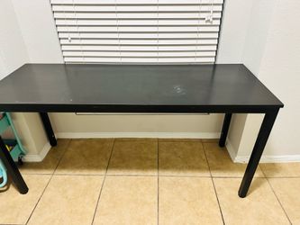 Black table