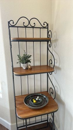 Baker’s Rack