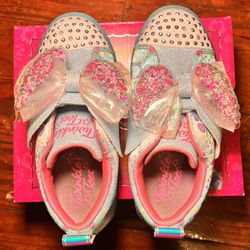 Light Up Twinkle Toes Shoes 
