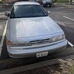 1997 Ford Crown Victoria