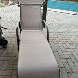 2 Lounge Chairs with Canopy