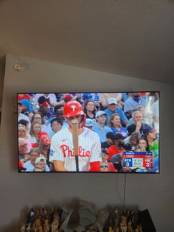 Vizio smart tv 75inch.