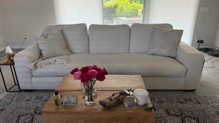 Pottery barn 105” couch