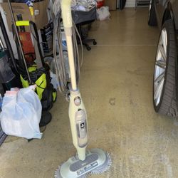 Shark Steam And Scrub Electric Mop