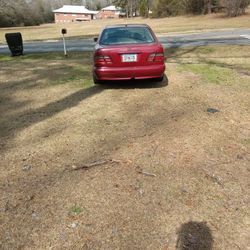2000 Mercedes-Benz E-Class