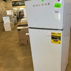 Galanz GLR12TWEEFR 12 cu. ft. Retro Frost Free Top Freezer Refrigerator