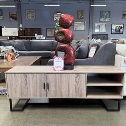 TV Stand 