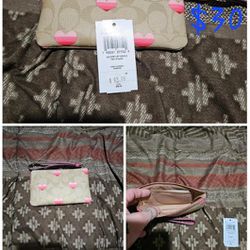 Coach wristlet $30 PRICE IS FIRM