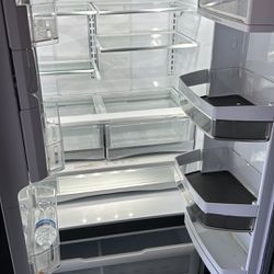 Refrigerator gE
