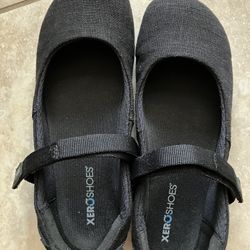 Xero Shoes Women’s 8