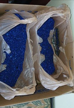 Fish tank gravel