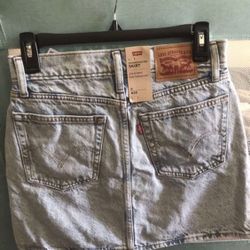 Levis Skirt