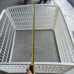 White Plastic Pet Playpen Panels
