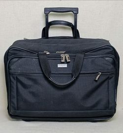 Luggage Carry-On Wheels Laptop Work School Books Travel Compartments Black Canvas Weekender