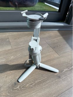 DJI osmo mobile 4