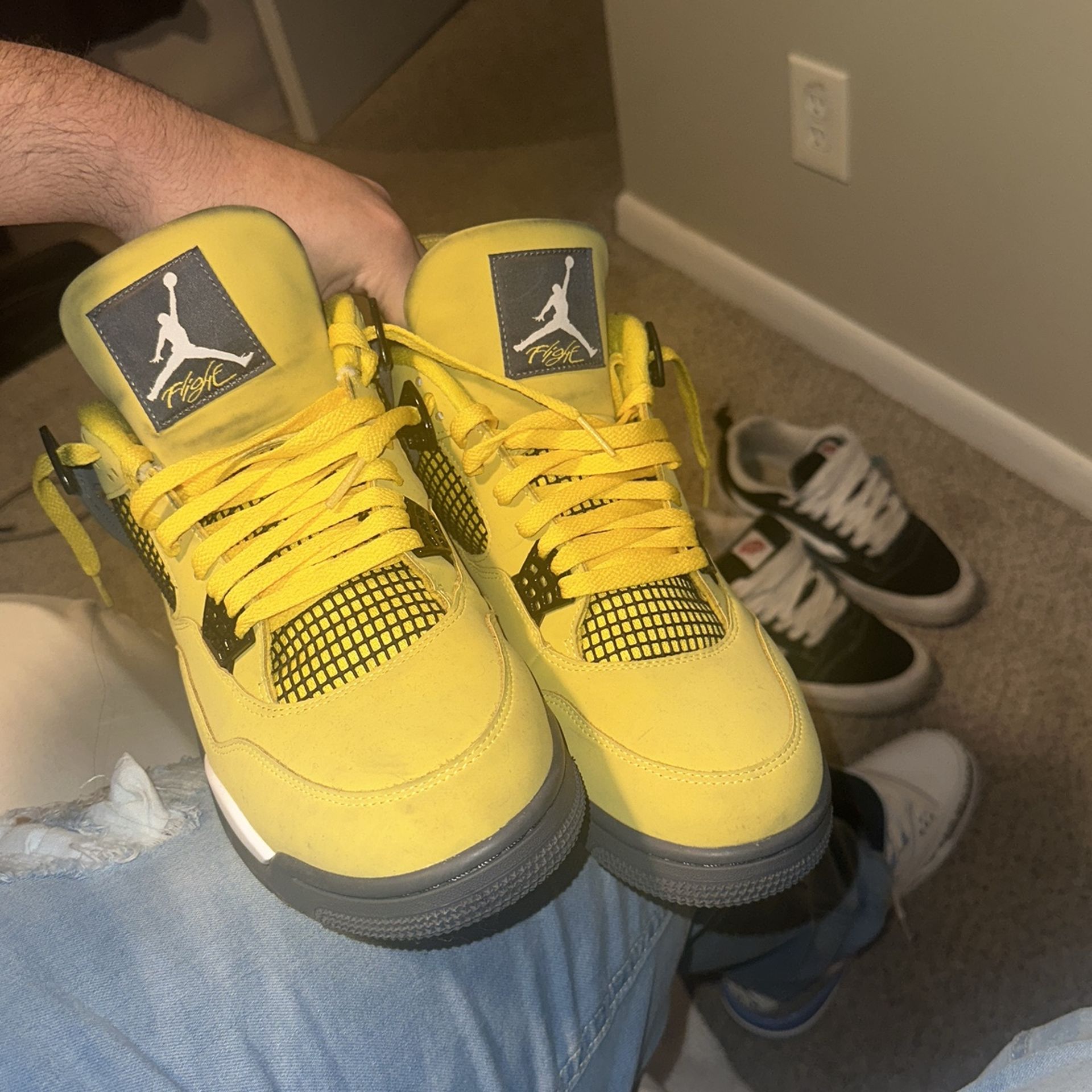 Jordan 4 Lighting